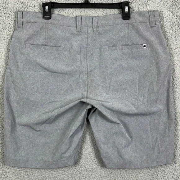 Travis Mathew Shorts Chino Golf Mens 38 Gray Flat Front Pockets Stretch Casual